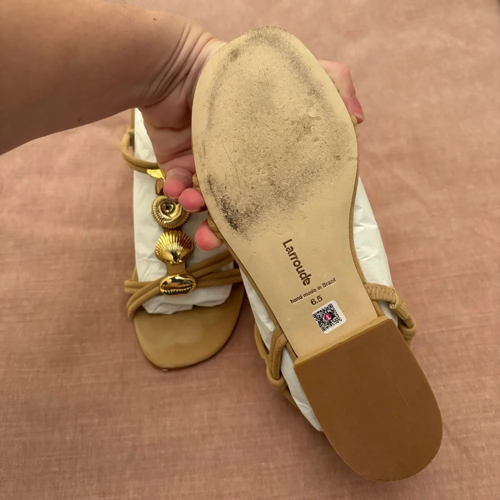 Larroude Shelly flat sandal Lancaster peanut nude tan size 6.5 like new in box - Picture 3 of 8